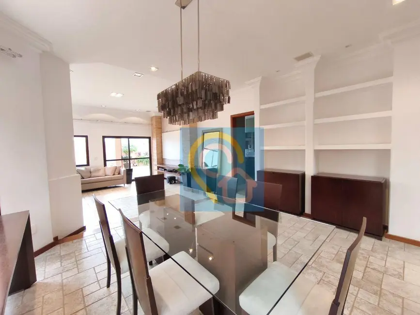 Foto 4 de Casa de Condomínio com 4 quartos para alugar, 371m2 em Santana De Parnaiba - SP