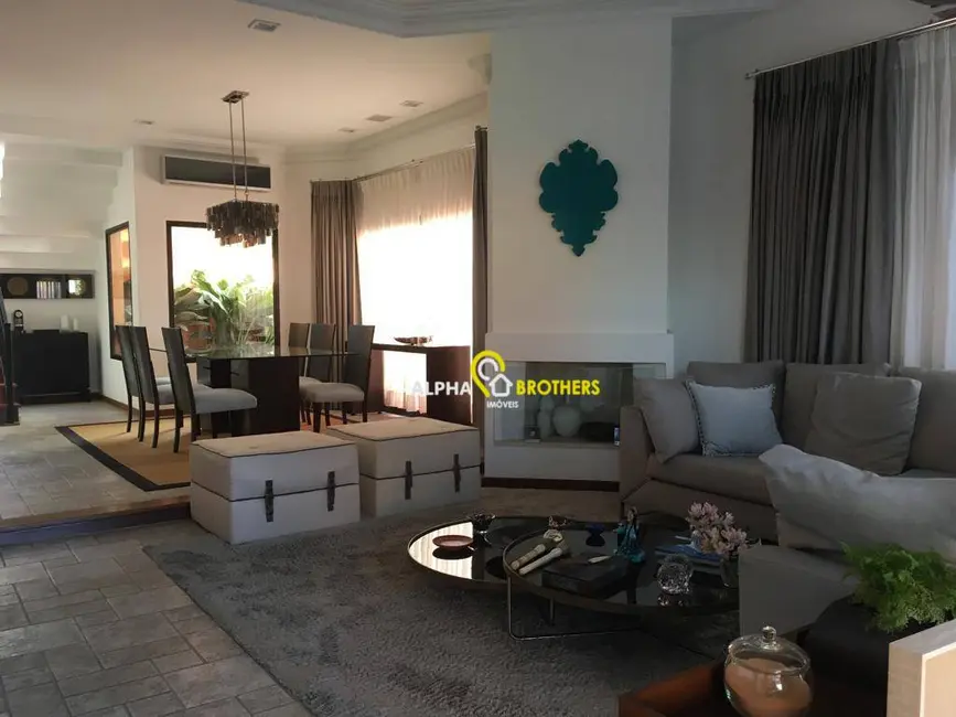 Foto 3 de Casa de Condomínio com 4 quartos para alugar, 371m2 em Santana De Parnaiba - SP