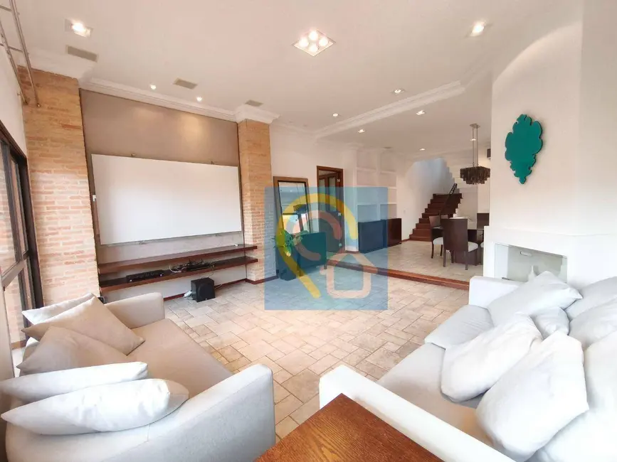 Foto 7 de Casa de Condomínio com 4 quartos para alugar, 371m2 em Santana De Parnaiba - SP