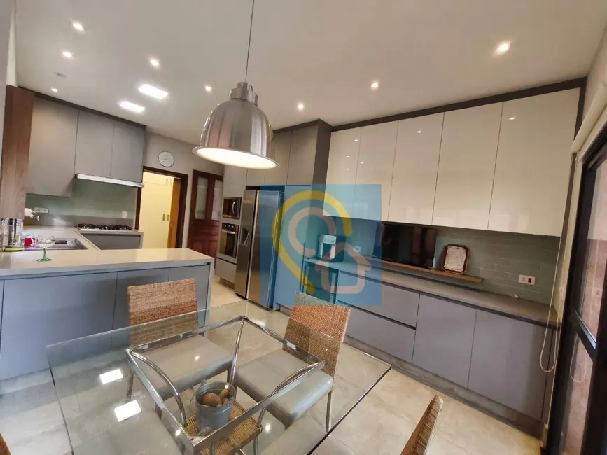 Foto 9 de Casa de Condomínio com 4 quartos para alugar, 371m2 em Santana De Parnaiba - SP