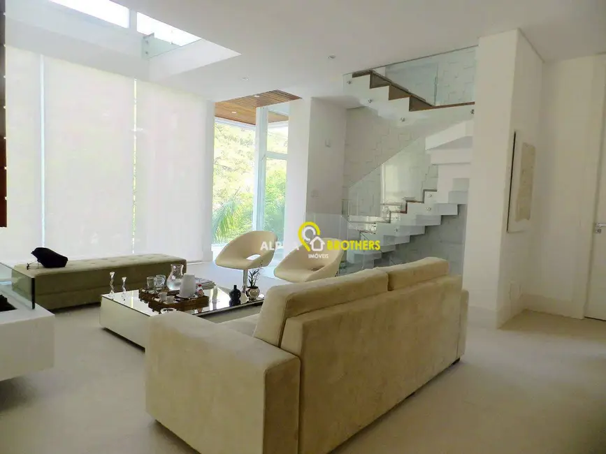 Casa de Condomínio com 4 quartos à venda, 450m2 em Tamboré, Santana De Parnaiba - SP - imagem 7 Foto 7 de Casa de Condomínio com 4 quartos à venda, 450m2 em Tamboré, Santana De Parnaiba - SP