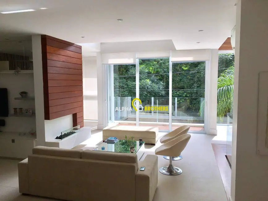 Casa de Condomínio com 4 quartos à venda, 450m2 em Tamboré, Santana De Parnaiba - SP - imagem 6 Foto 6 de Casa de Condomínio com 4 quartos à venda, 450m2 em Tamboré, Santana De Parnaiba - SP