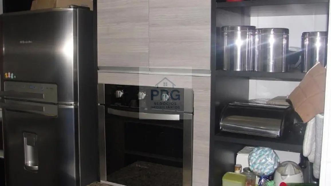 Foto 5 de Casa com 4 quartos à venda, 240m2 em Vila Suzana, São Paulo - SP