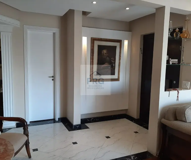 Apartamento com 3 quartos à venda, 167m2 em Vila Suzana, São Paulo - SP - imagem 8 Foto 8 de Apartamento com 3 quartos à venda, 167m2 em Vila Suzana, São Paulo - SP