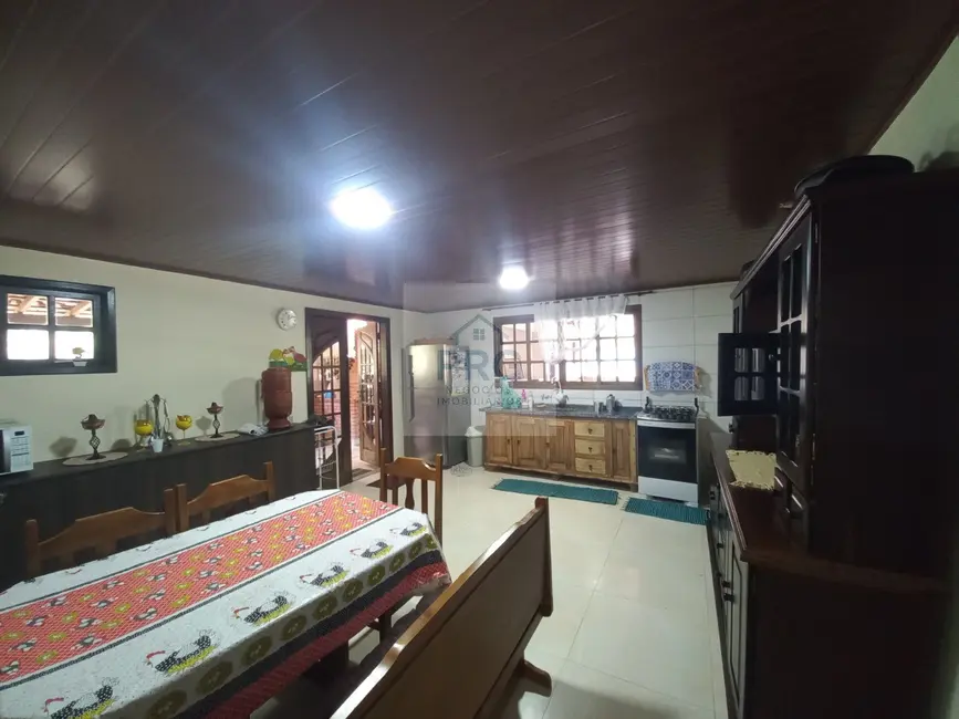 Foto 3 de Chácara com 3 quartos à venda, 8000m2 em Juquitiba - SP