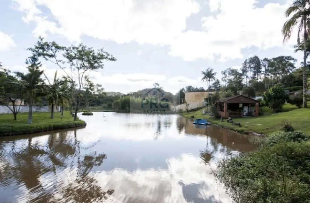 Foto 2 de Chácara com 4 quartos à venda, 4070m2 em Juquitiba - SP