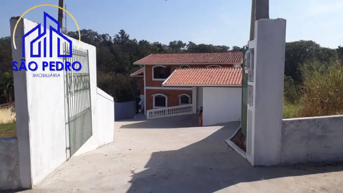 Casa à venda, 350m2 em Centro, Aguas De Sao Pedro - SP - imagem 4 Foto 4 de Casa à venda, 350m2 em Centro, Aguas De Sao Pedro - SP