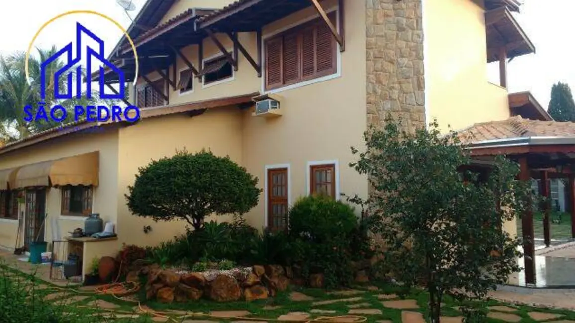 Foto 4 de Casa com 3 quartos à venda, 1350m2 em Sao Pedro - SP