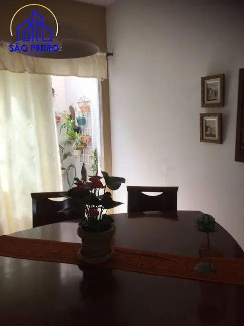 Foto 8 de Casa com 2 quartos à venda, 572m2 em Sao Pedro - SP