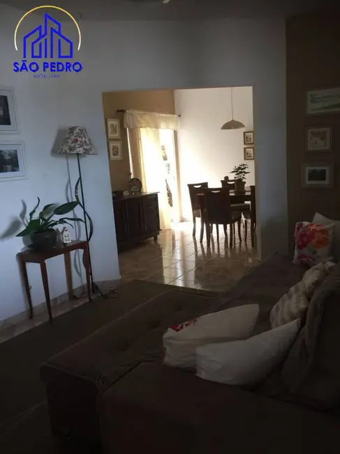 Foto 9 de Casa com 2 quartos à venda, 572m2 em Sao Pedro - SP