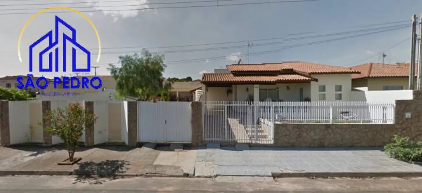 Foto 1 de Casa com 2 quartos à venda, 572m2 em Sao Pedro - SP