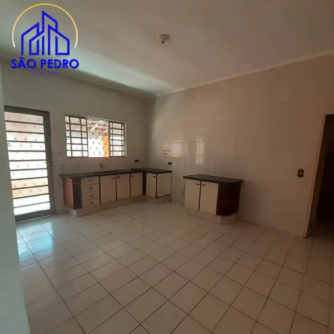 Foto 9 de Casa com 4 quartos à venda em Sao Pedro - SP