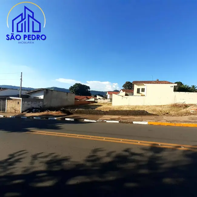 Terreno / Lote à venda, 330m2 em Sao Pedro - SP - imagem 3 Foto 3 de Terreno / Lote à venda, 330m2 em Sao Pedro - SP