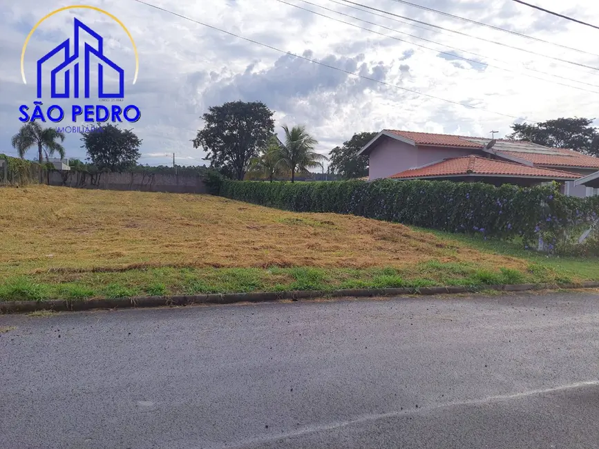 Foto 3 de Terreno / Lote à venda, 1000m2 em Sao Pedro - SP