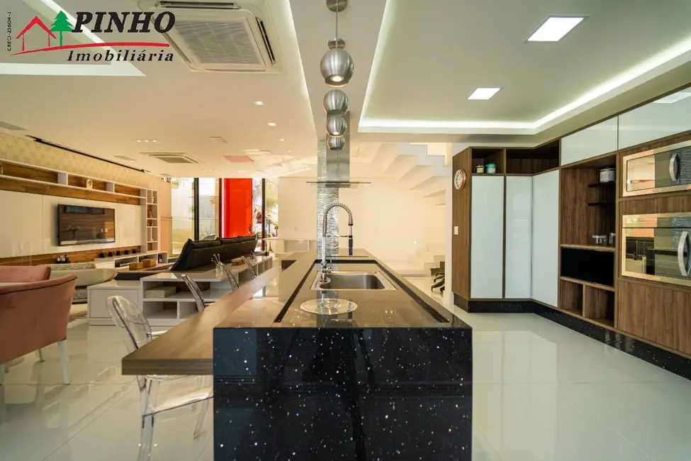 Foto 3 de Casa com 3 quartos à venda e para alugar, 400m2 em Sao Pedro - SP