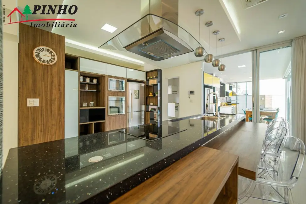 Foto 5 de Casa com 3 quartos à venda e para alugar, 400m2 em Sao Pedro - SP