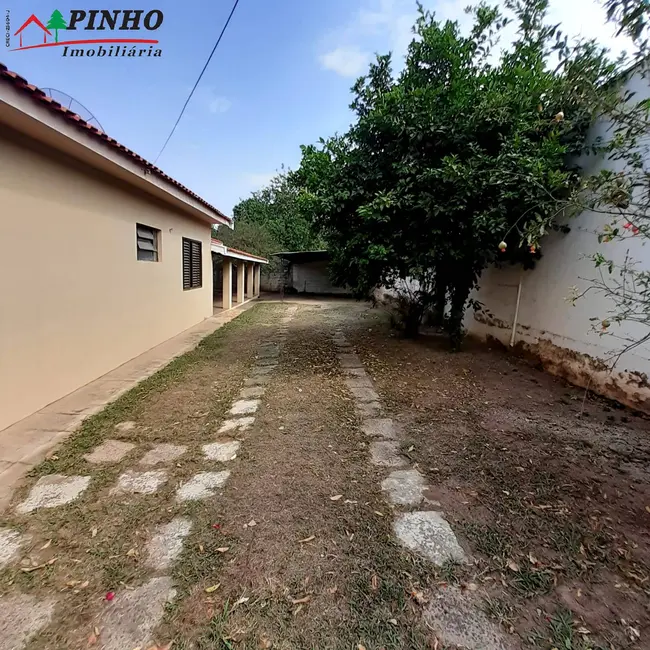Foto 2 de Casa com 3 quartos à venda, 398m2 em Sao Pedro - SP