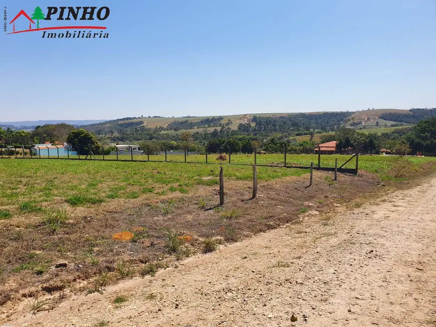 Foto 15 de Casa à venda em Sao Pedro - SP