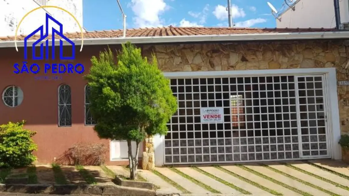 Foto 1 de Casa com 3 quartos à venda em Sao Pedro - SP