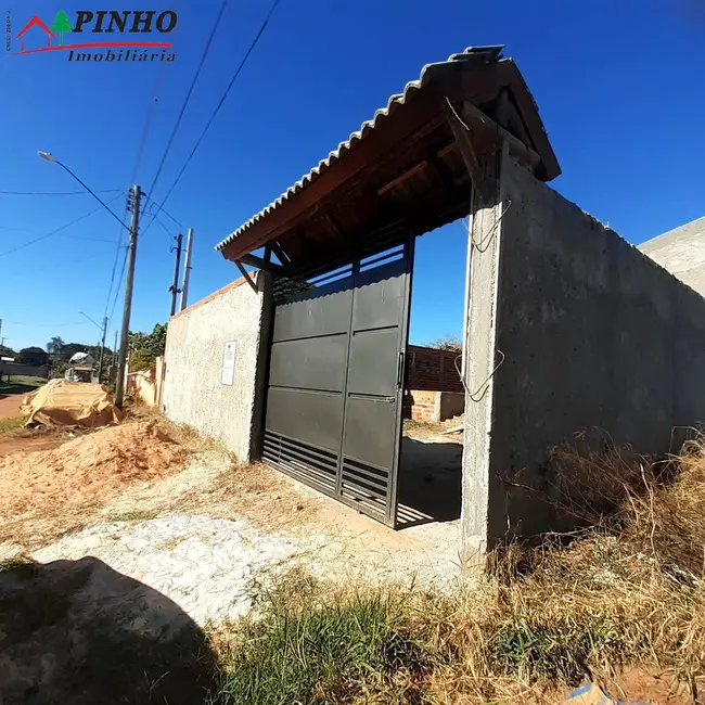 Foto 2 de Casa com 2 quartos à venda, 300m2 em Brotas - SP