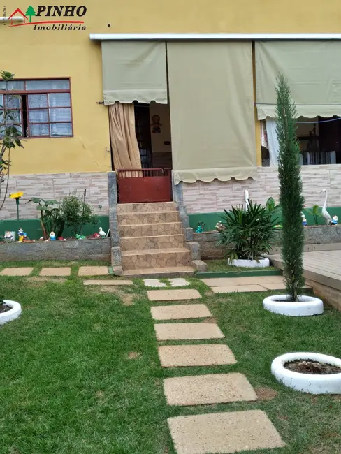 Foto 2 de Casa com 4 quartos à venda, 300m2 em Sao Pedro - SP