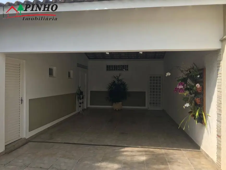 Foto 5 de Casa com 3 quartos à venda, 275m2 em Sao Pedro - SP