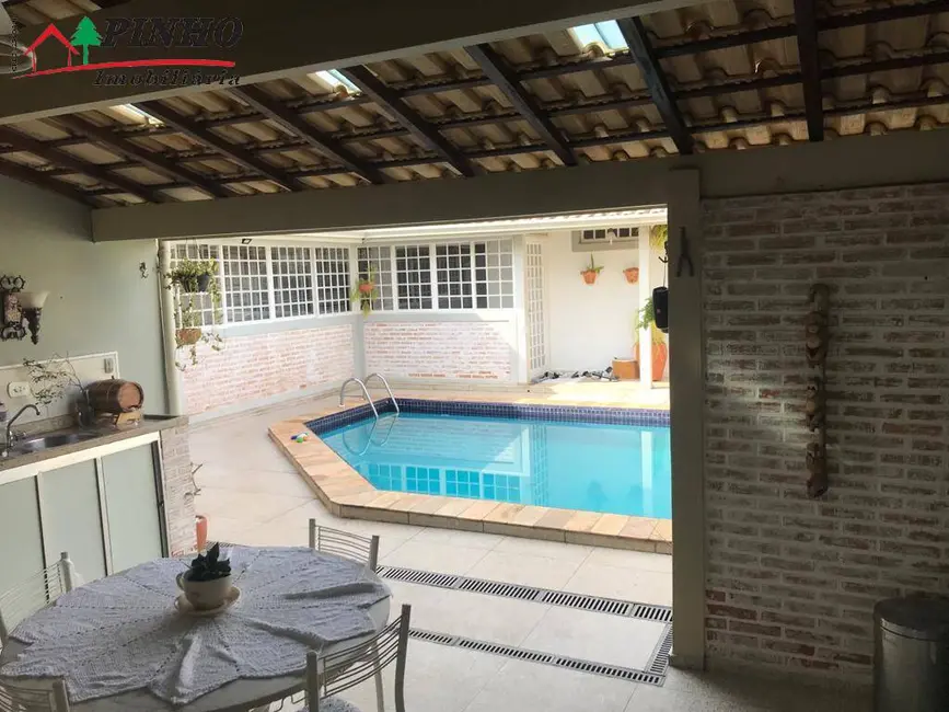 Foto 7 de Casa com 3 quartos à venda, 275m2 em Sao Pedro - SP