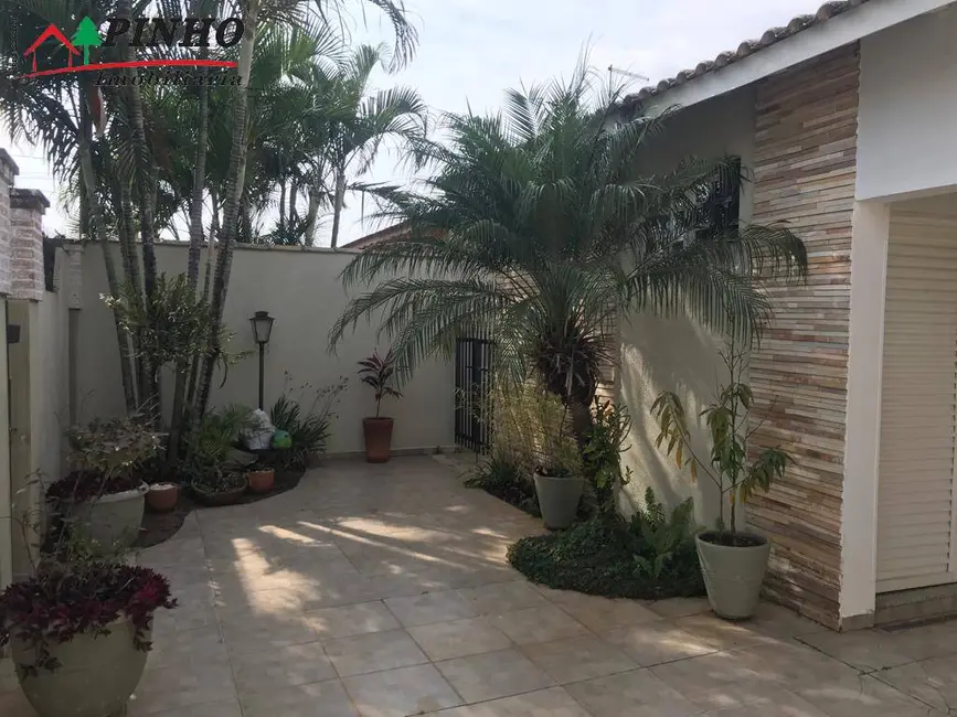 Foto 3 de Casa com 3 quartos à venda, 275m2 em Sao Pedro - SP