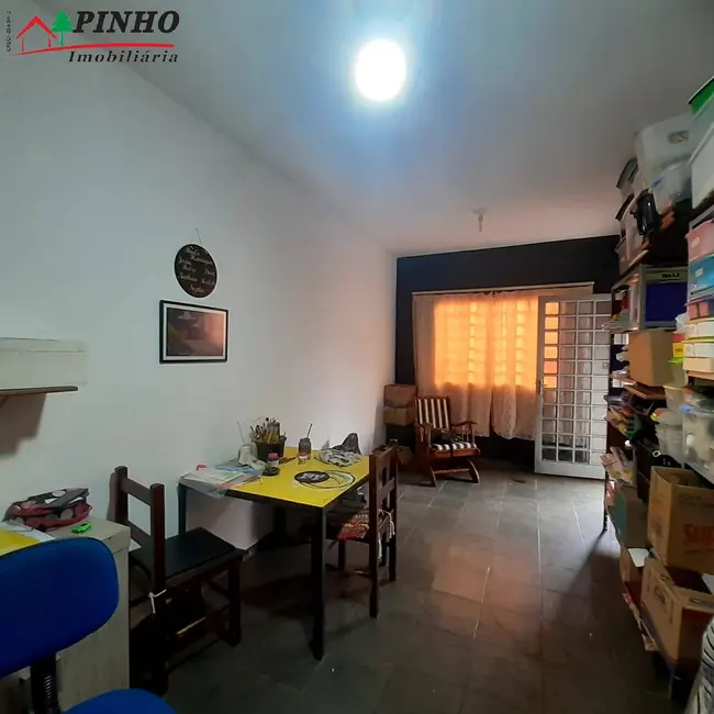 Foto 2 de Casa com 2 quartos à venda, 300m2 em Sao Pedro - SP