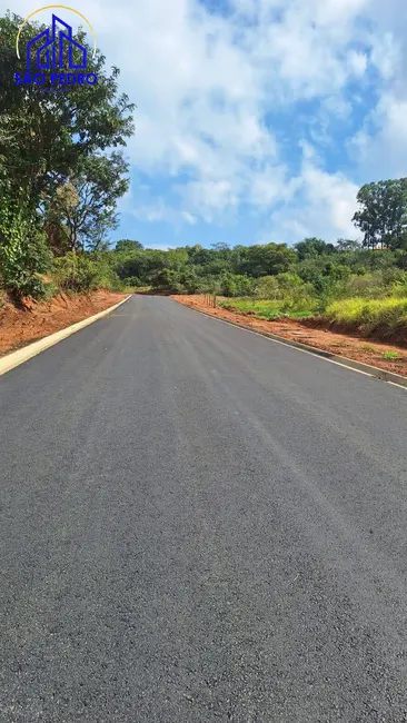 Foto 4 de Terreno / Lote à venda, 678m2 em Sao Pedro - SP