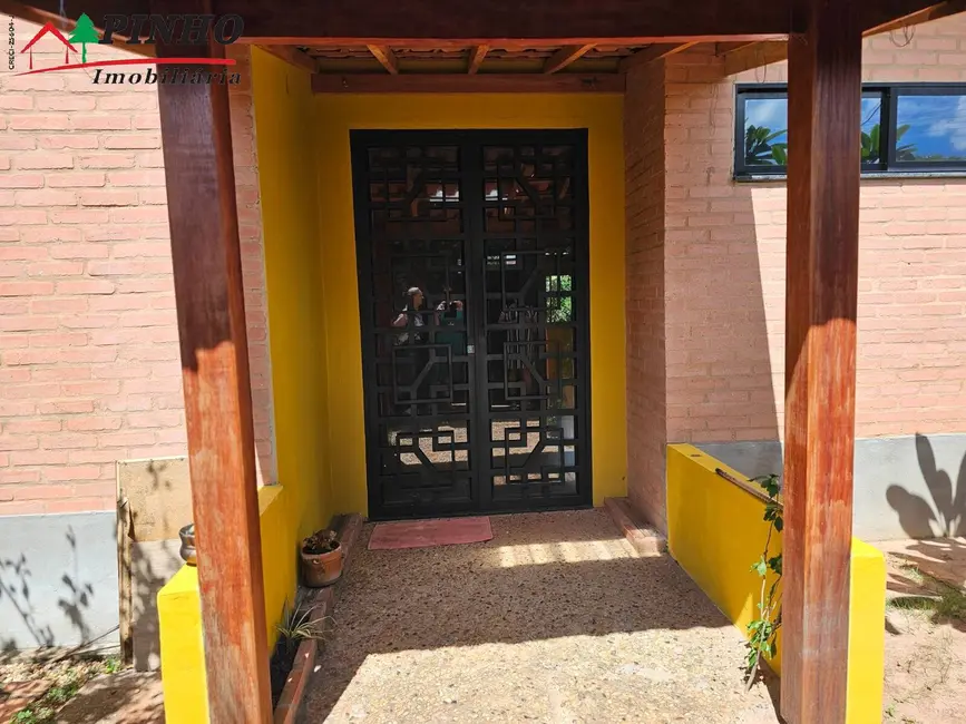 Foto 1 de Casa com 2 quartos à venda, 564m2 em Sao Pedro - SP