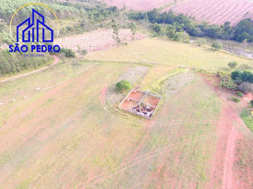 Sítio / Rancho à venda, 20m2 em Sao Pedro - SP - imagem 7 Foto 7 de Sítio / Rancho à venda, 20m2 em Sao Pedro - SP
