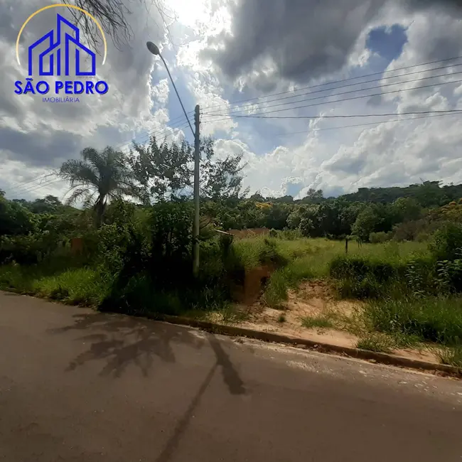 Foto 2 de Terreno / Lote à venda, 420m2 em Sao Pedro - SP