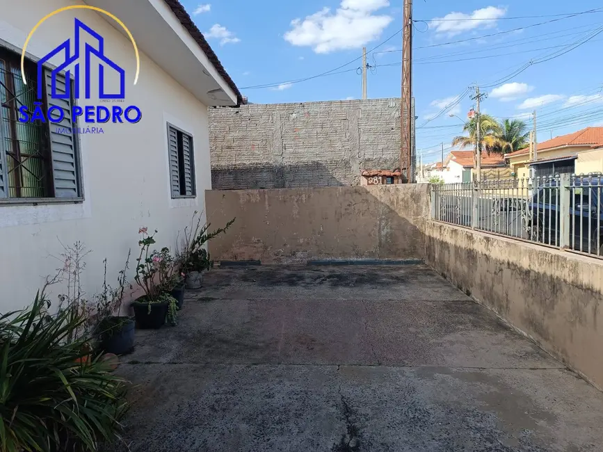 Foto 9 de Casa com 2 quartos à venda, 300m2 em Sao Pedro - SP