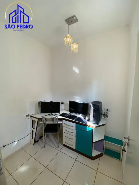 Foto 9 de Casa com 2 quartos à venda, 1000m2 em Sao Pedro - SP