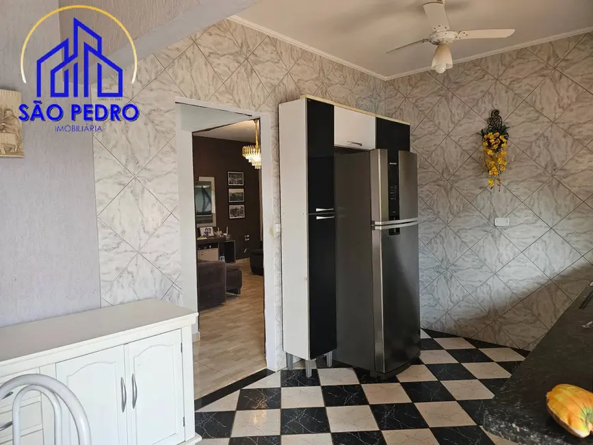 Foto 4 de Casa com 5 quartos à venda, 600m2 em Sao Pedro - SP