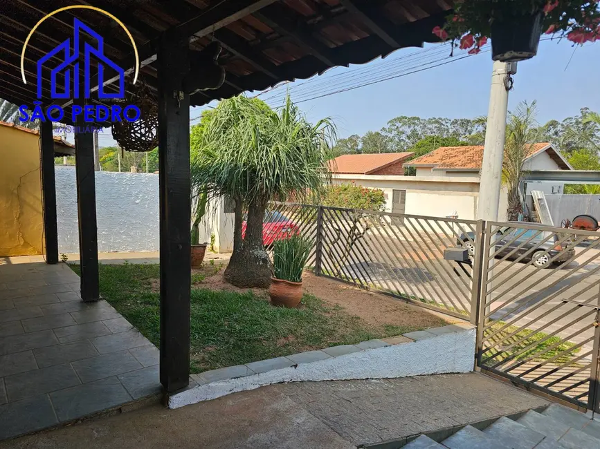 Foto 2 de Casa com 5 quartos à venda, 600m2 em Sao Pedro - SP