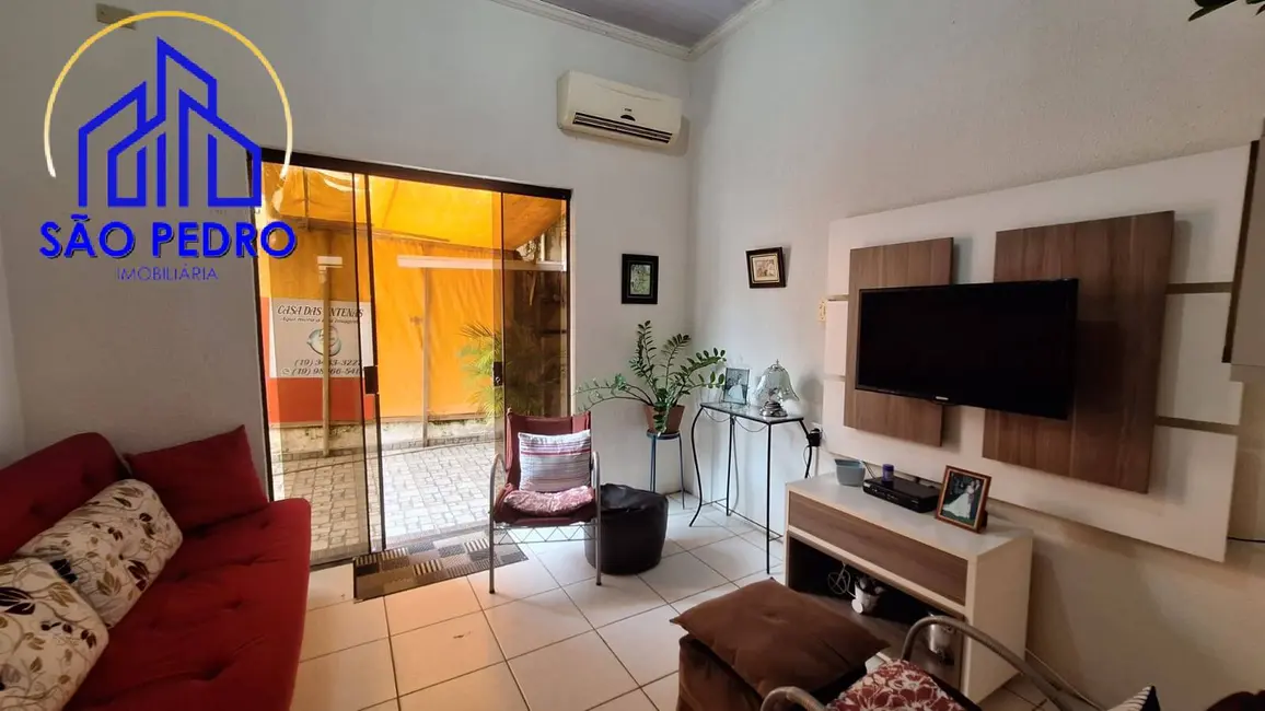 Foto 1 de Casa com 2 quartos à venda e para alugar, 283m2 em Santa Cruz, Sao Pedro - SP