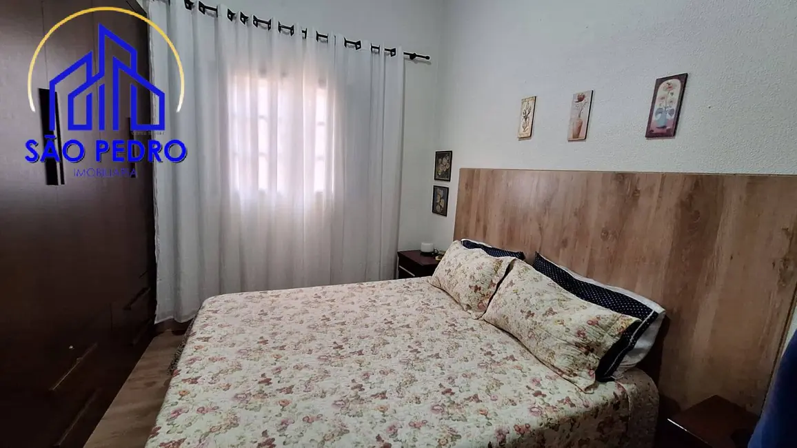 Foto 9 de Casa com 2 quartos à venda e para alugar, 283m2 em Santa Cruz, Sao Pedro - SP