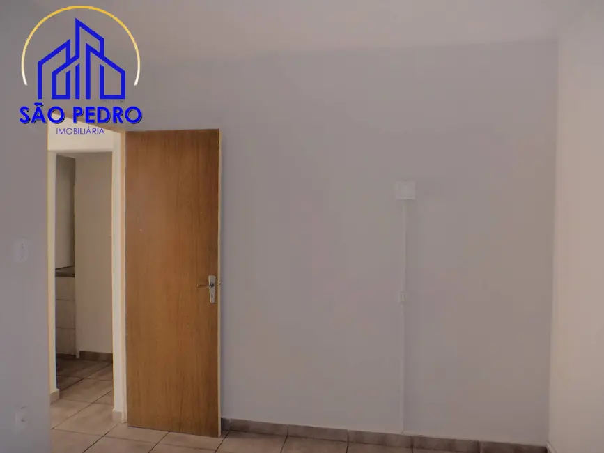 Foto 8 de Casa com 2 quartos à venda, 200m2 em Sao Pedro - SP