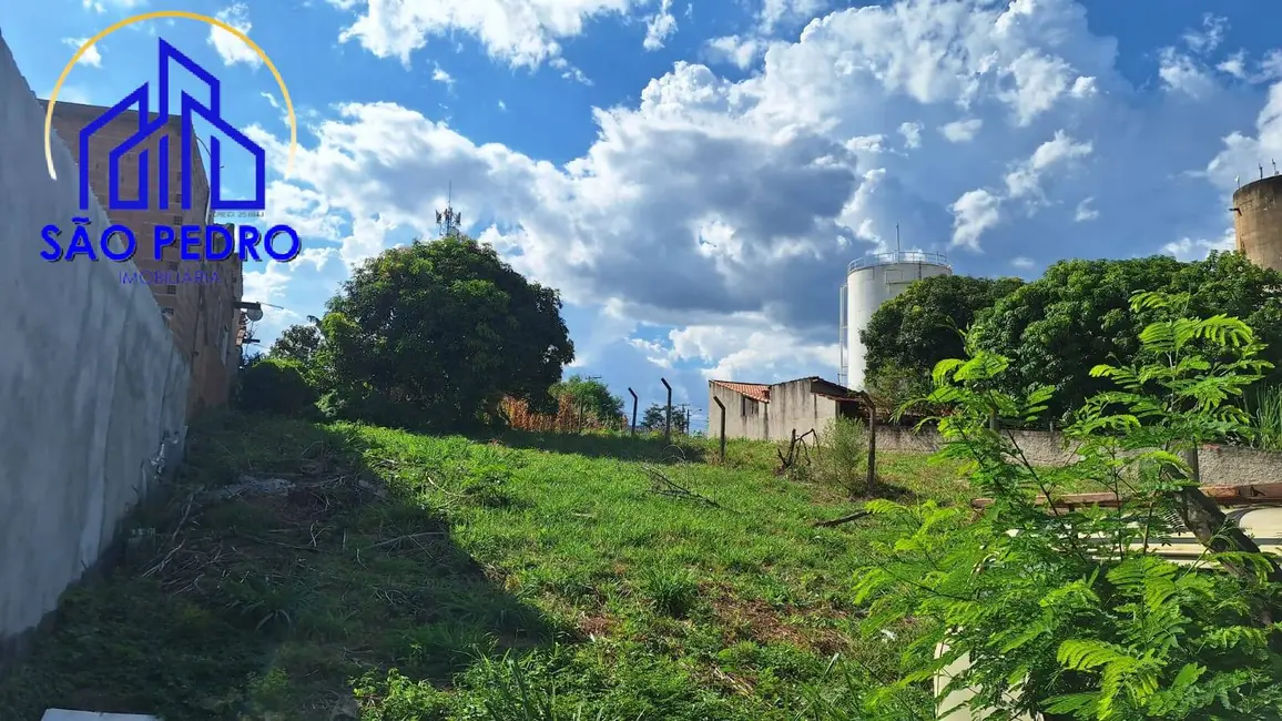 Foto 1 de Terreno / Lote à venda, 516m2 em Sao Pedro - SP