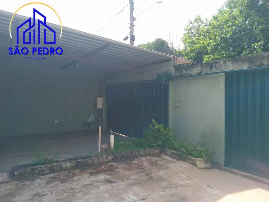 Casa com 3 quartos à venda, 200m2 em Sao Pedro - SP - imagem 3 Foto 3 de Casa com 3 quartos à venda, 200m2 em Sao Pedro - SP