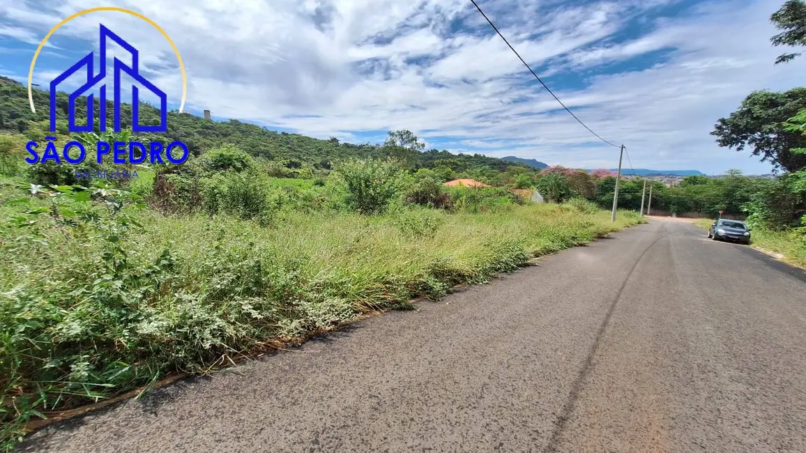 Foto 4 de Terreno / Lote à venda, 642m2 em Sao Pedro - SP