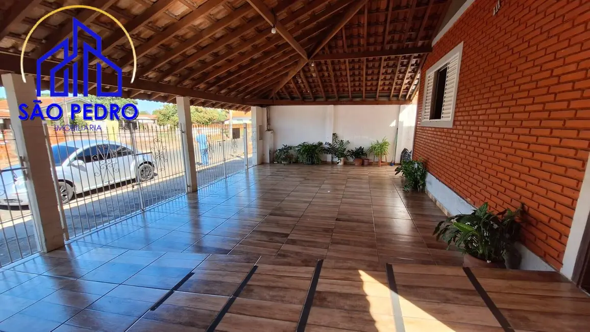 Foto 4 de Casa com 2 quartos à venda, 270m2 em Sao Pedro - SP