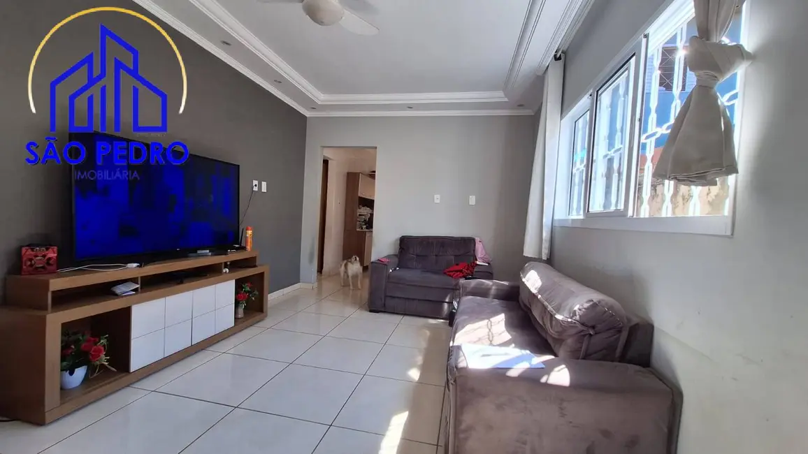 Foto 8 de Casa com 2 quartos à venda, 270m2 em Sao Pedro - SP