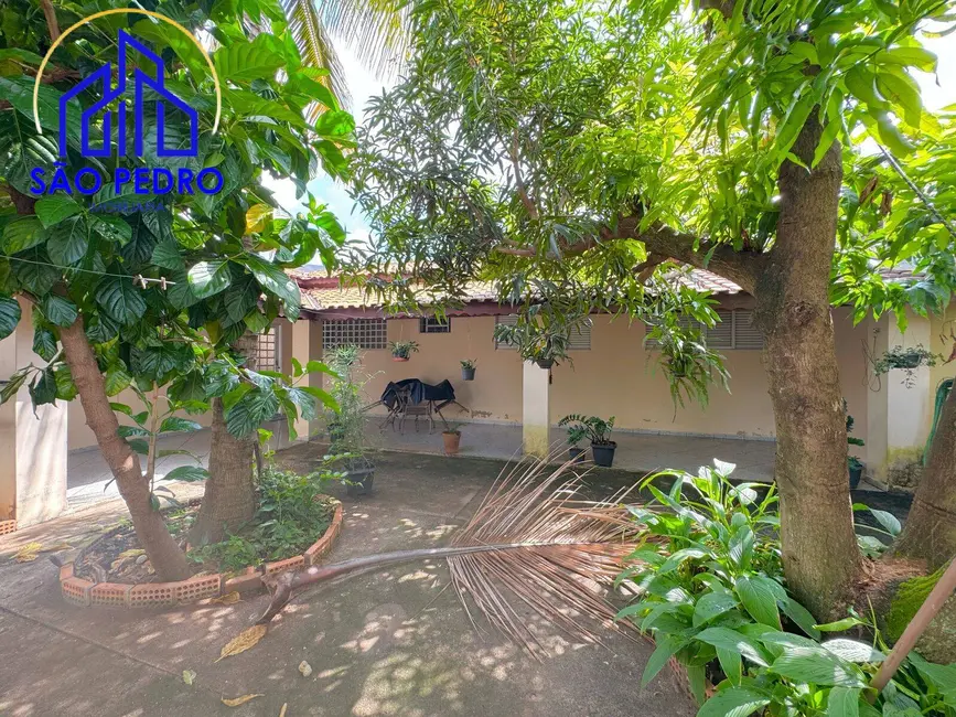 Casa com 3 quartos à venda e para alugar, 132m2 em Santa Cruz, Sao Pedro - SP - imagem 3 Foto 3 de Casa com 3 quartos à venda e para alugar, 132m2 em Santa Cruz, Sao Pedro - SP