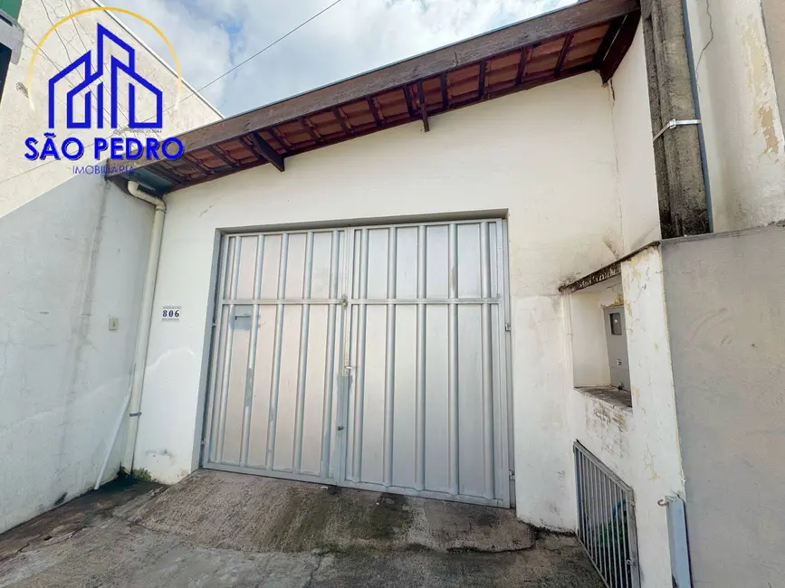 Casa com 3 quartos à venda e para alugar, 132m2 em Santa Cruz, Sao Pedro - SP - imagem 1 Foto 1 de Casa com 3 quartos à venda e para alugar, 132m2 em Santa Cruz, Sao Pedro - SP