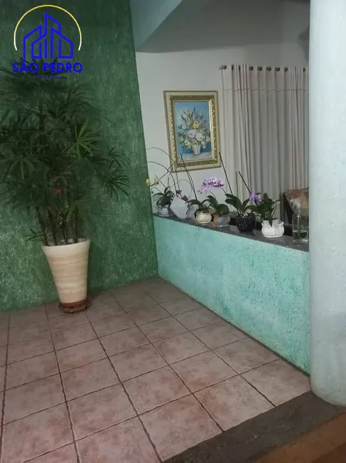 Foto 4 de Casa com 3 quartos à venda, 1000m2 em Sao Pedro - SP