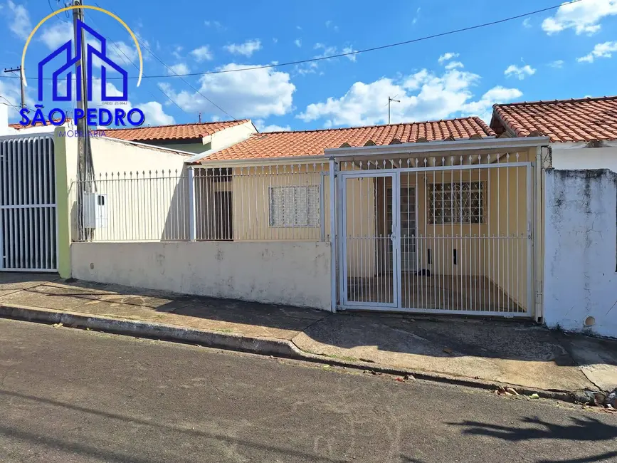 Foto 1 de Casa com 2 quartos à venda, 227m2 em Sao Pedro - SP