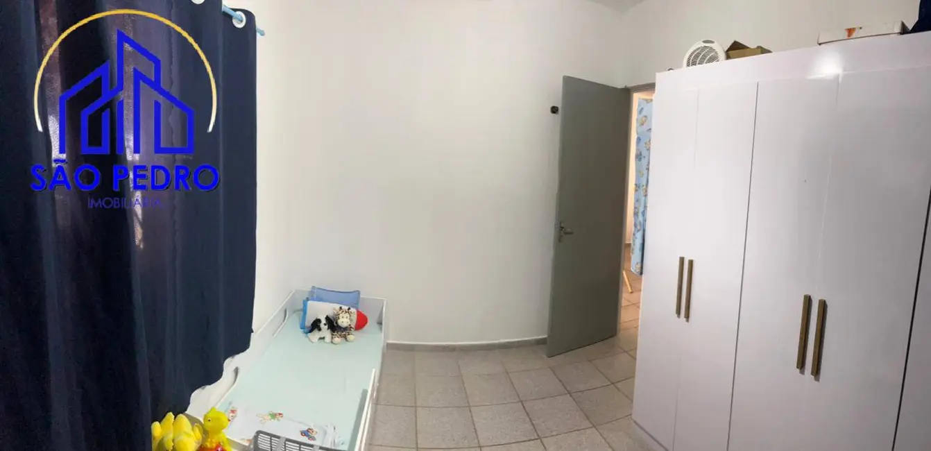 Foto 3 de Casa com 2 quartos à venda, 227m2 em Sao Pedro - SP